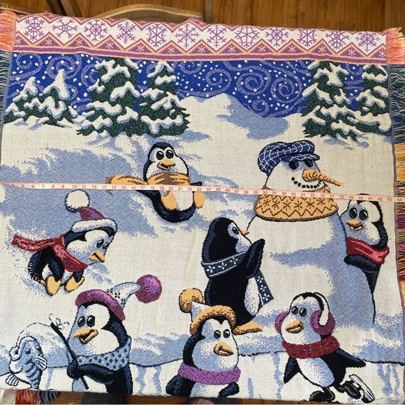 Vintage Crown Crafts Winter Tapestry Penguin Snowman blanket Throw - Picture 6 of 6